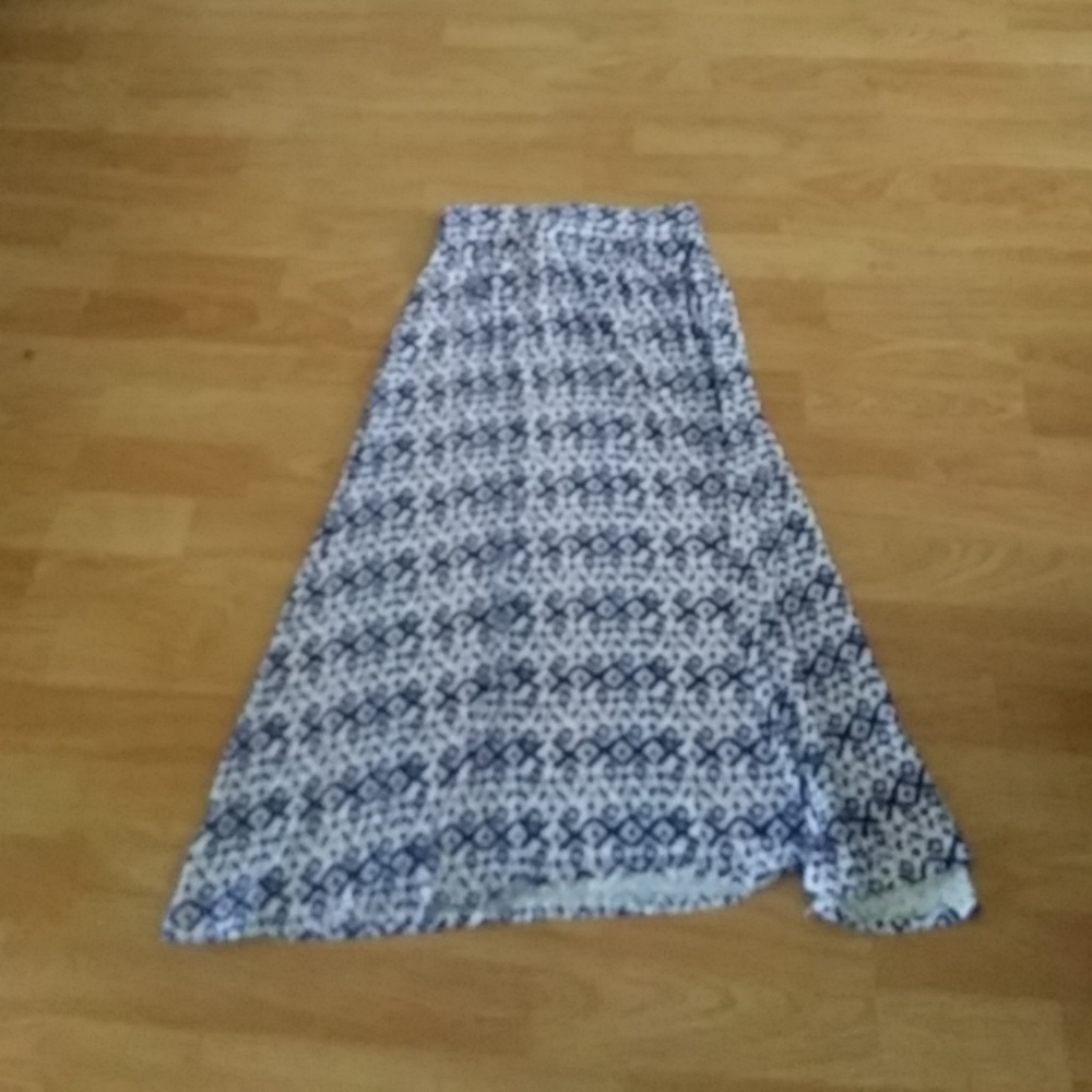 Long skirt